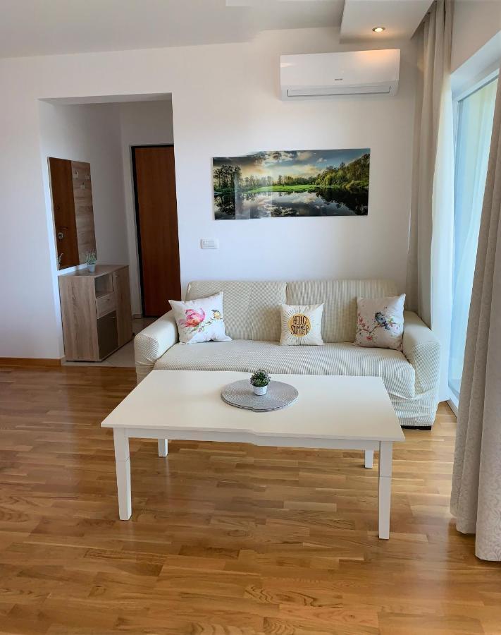 The Magic Sea View Apartments بودفا المظهر الخارجي الصورة