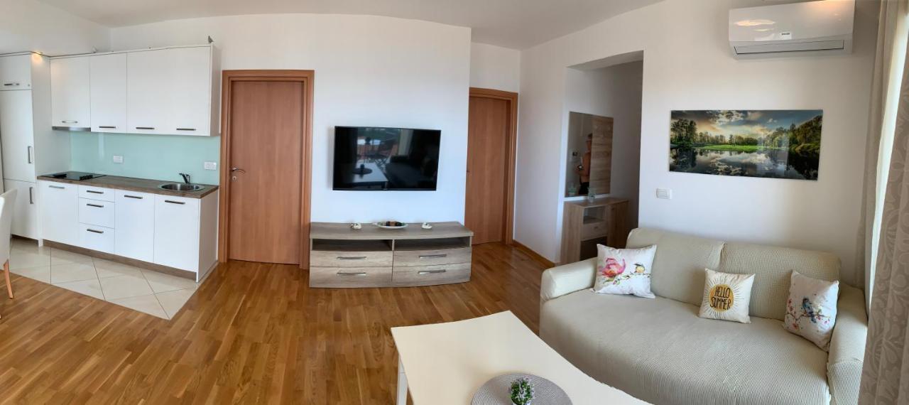 The Magic Sea View Apartments بودفا المظهر الخارجي الصورة