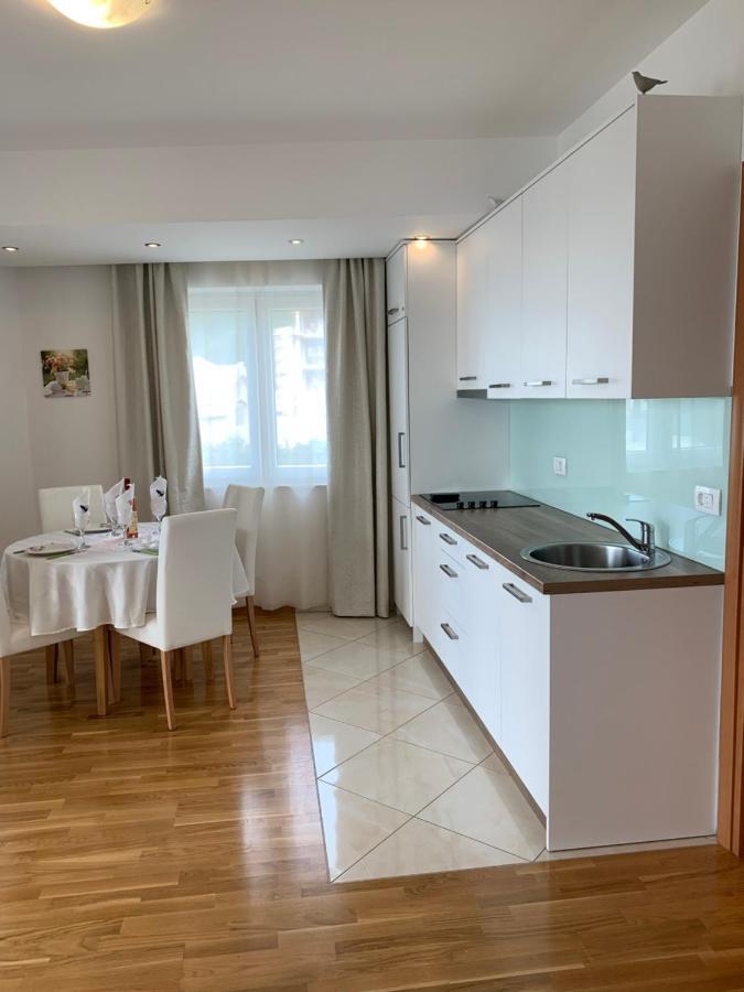 The Magic Sea View Apartments بودفا المظهر الخارجي الصورة